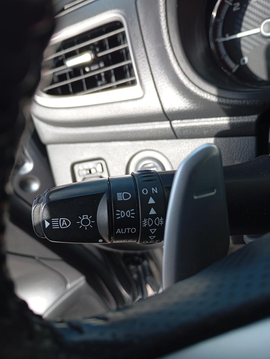 Mitsubishi L200 Top 2.3 Diesel Doppelkabine 4WD A/T