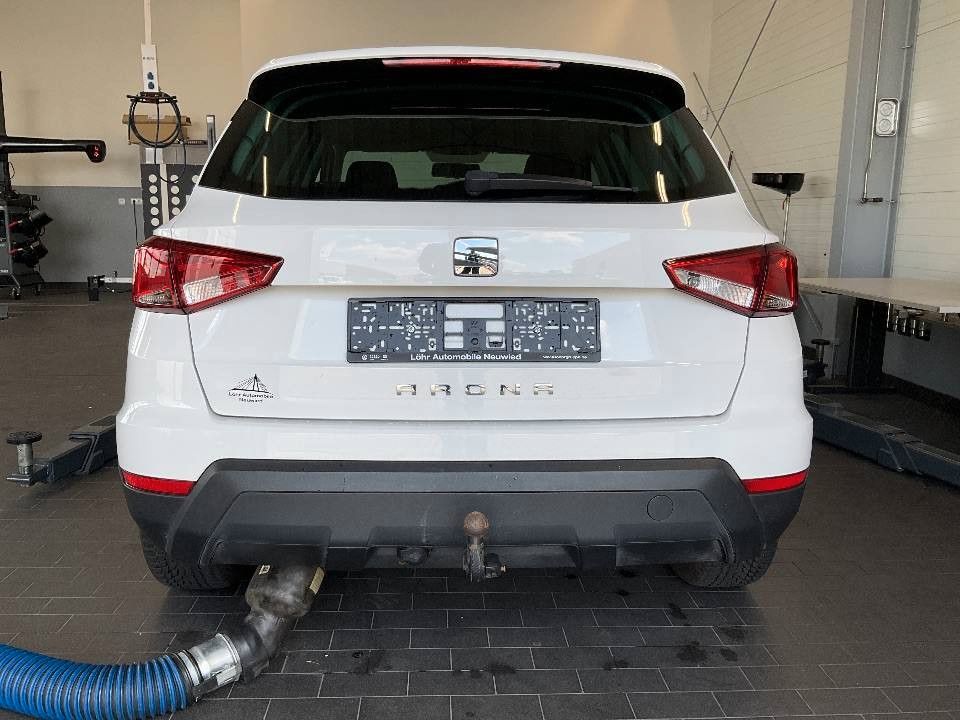 Fahrzeugabbildung SEAT Arona Style TSI DSG AHK SITZHEIZUNG ALU 1.HAND