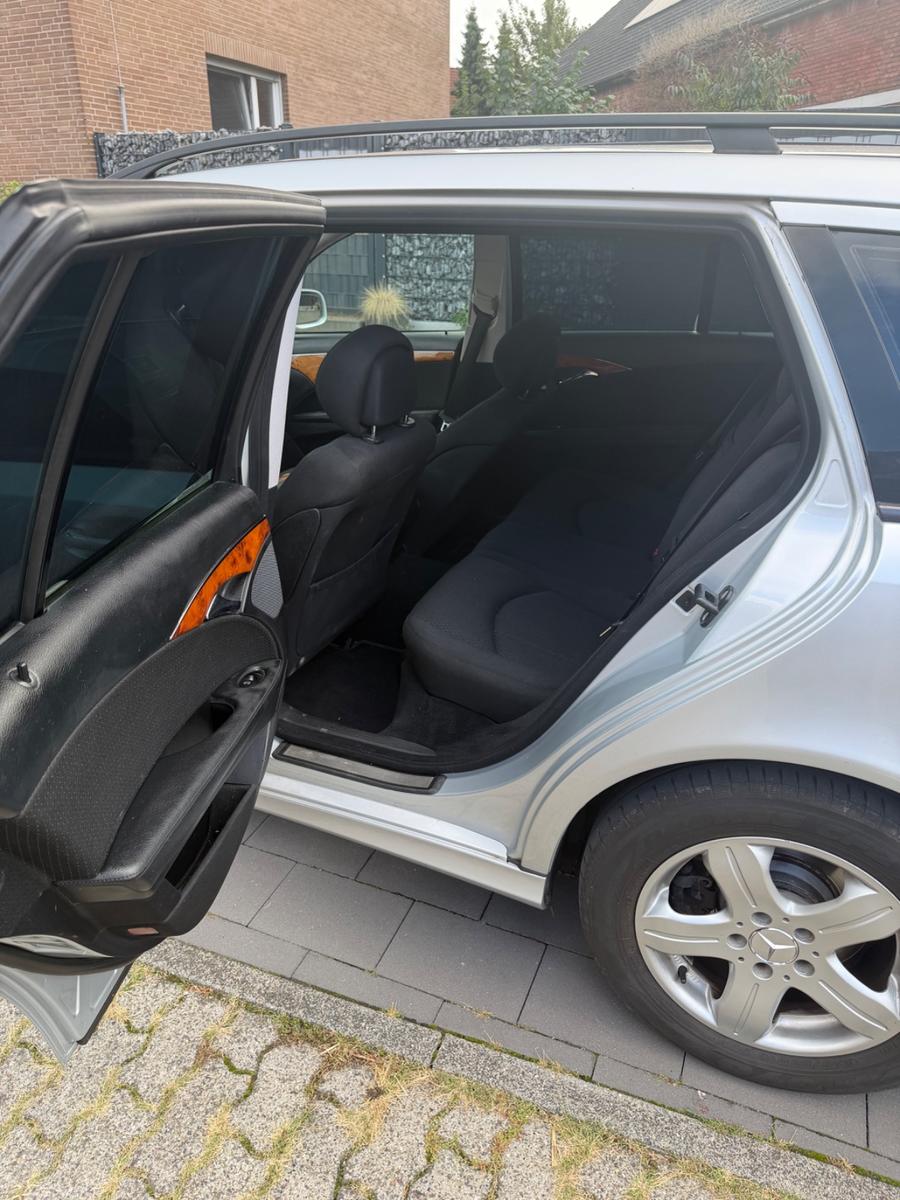 Mercedes-Benz E280 2008 — photo 9