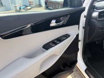 KIA Sorento - 12