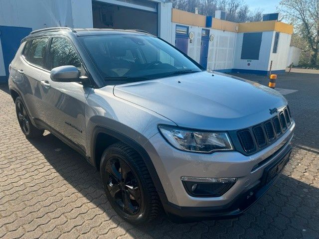 Fahrzeugabbildung Jeep Compass  4WD AUTOMATIK LEDER NAVI KAMERA AHK