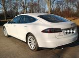 Tesla Model S 70D - Allrad, Fahrwerk höhenverstellbar - Tesla aus 2015