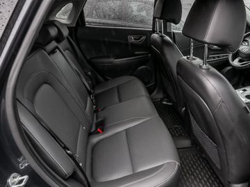 Hyundai Kona Premium Elektro 2WD Stauassistent Kamera