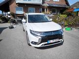 Mitsubishi Outlander 2.4 MIVEC PLUG-IN HYBRID 4WD Basis... - Mitsubishi Outlander mit Hybrid-Antrieb: Plug In