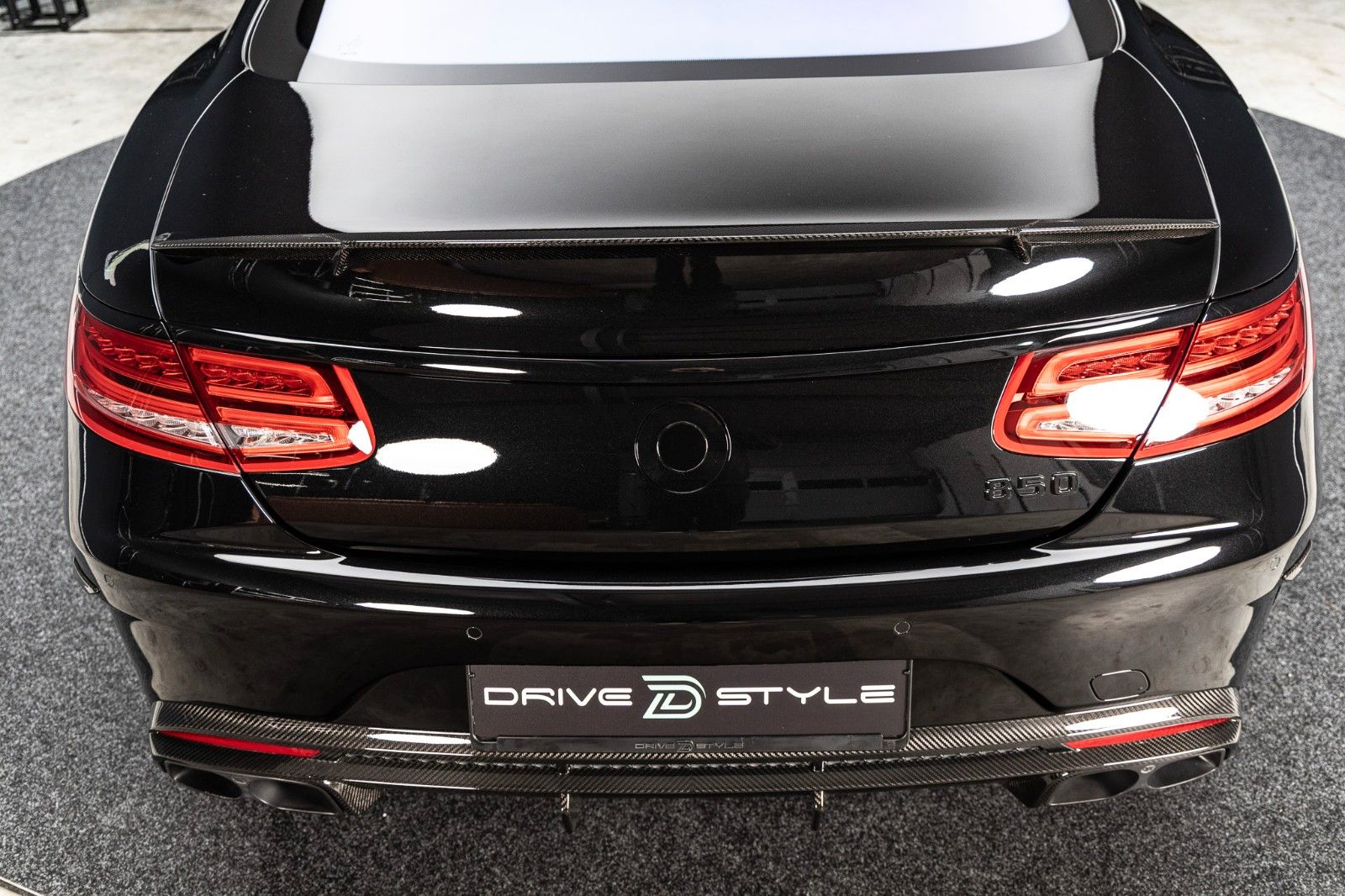 Fahrzeugabbildung Mercedes-Benz BRABUS 850 Coupé C217 + 850 PS + 15.255 km
