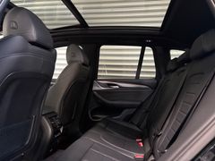 Fahrzeugabbildung BMW X3 xDrive 20d M Sport --AHK/Pano/Winterfreude