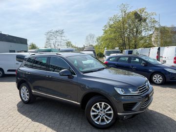 Volkswagen Touareg - 4