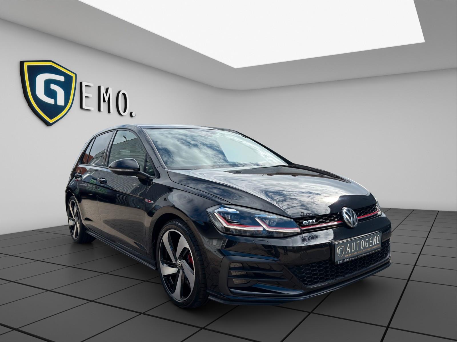 Volkswagen Golf VII Lim. GTI DSG AHK ACC NAVI LED PANO