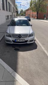 Mercedes-Benz C 180 -