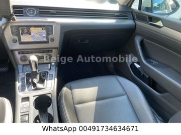 Volkswagen Passat - 11
