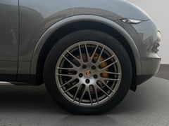 PORSCHE Cayenne S Diesel 8xBereift|Bose|Luftfahrwerk