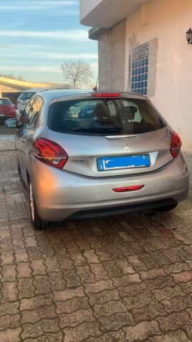 Peugeot 208 PureTech 82 5p. GPL Allure !prezzo i