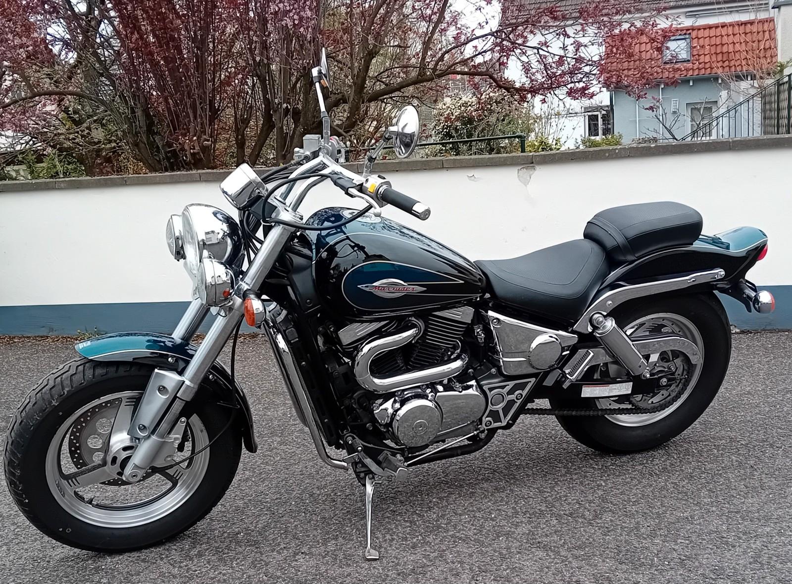 Suzuki VZ 800 Marauder Zweitbesitz nur 7tkm Extras