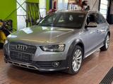 Audi A4 Allroad Quattro S Line Panorama ACC Sound - Audi A4 Allroad: Navigationssystem