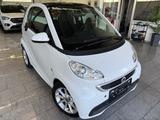 Smart ForTwo*AUTOMATIK*PANO*NAVI*SHZ*SERVO*PASSION*EU5 - Smart in Köln