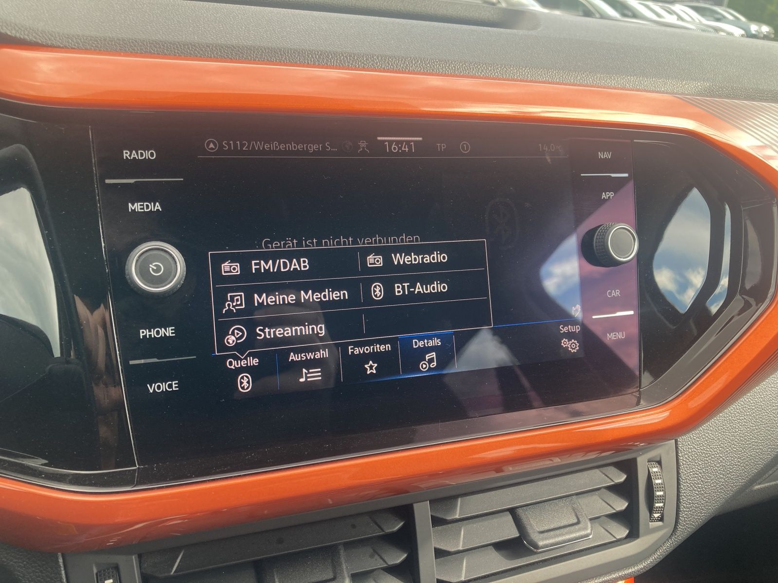 Fahrzeugabbildung Volkswagen T-Cross Style Navi LED SH Navi LED SH
