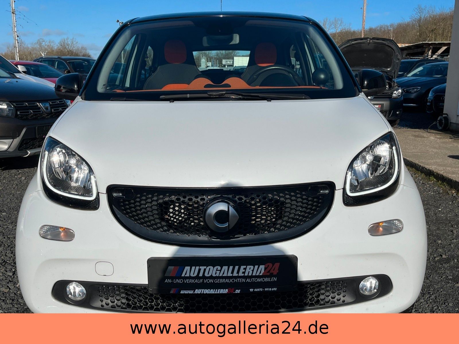 Fahrzeugabbildung Smart ForFour 1.0 passion 52kW Navi Klimaaut. Tempomat