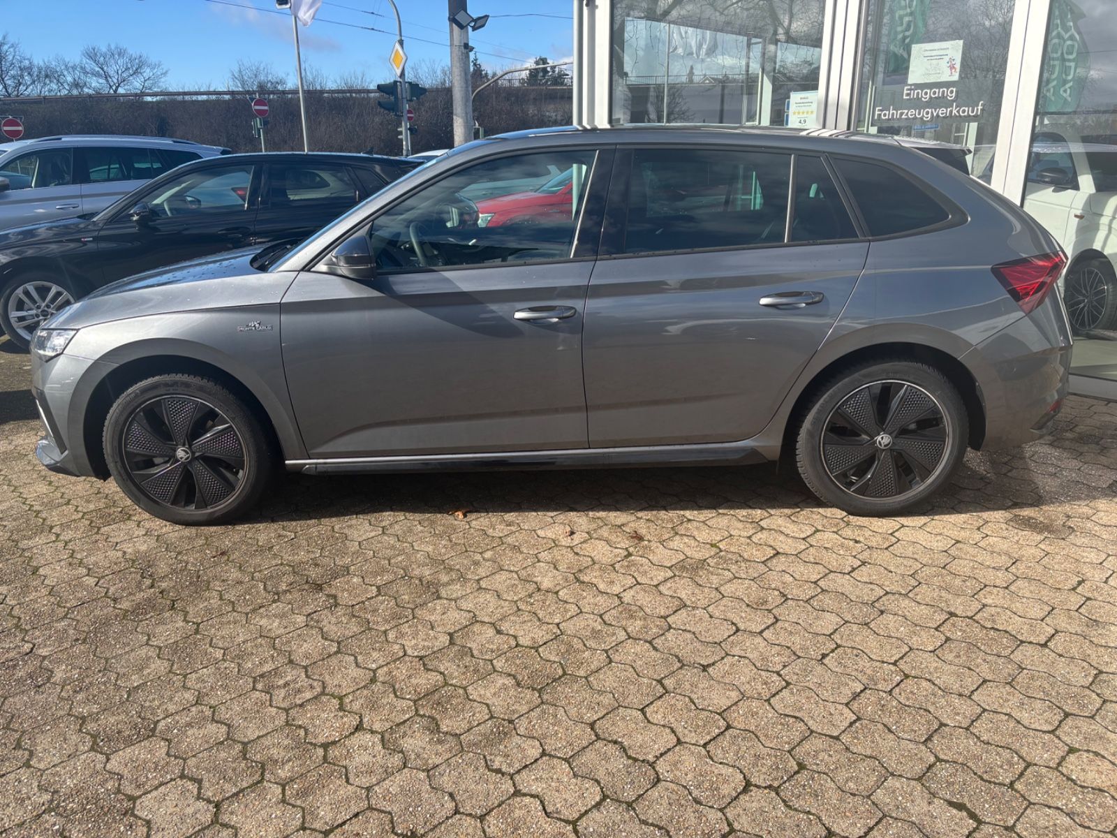 Fahrzeugabbildung SKODA Scala Monte Carlo PANO SHZ