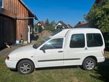 Volkswagen VW Caddy SDI Bj2002 Rollstuhltransporter m... - gebrauchte VW Caddy aus dem Jahr 2002