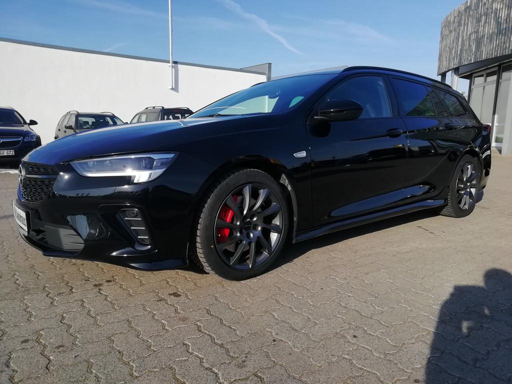 Opel Insignia B Sports Tourer 2.0 GSi 4x4 MATRIX-LED