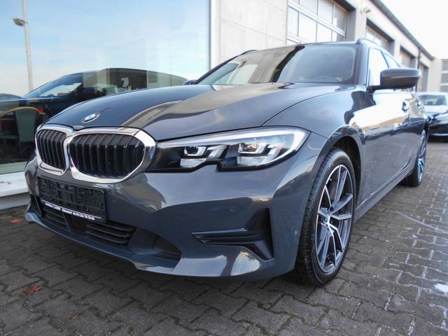 BMW 318dA Touring INDIVIDUAL -LEDER-NAVI-LED-DAB-CAR