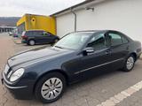 Mercedes-Benz E320 - Mercedes-Benz 320: 320e