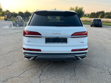 Audi Q7 - 6