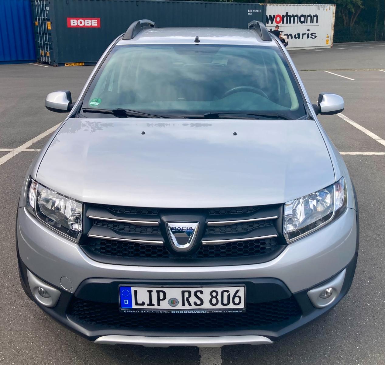 Dacia Sandero Stepway TCe 90 PS, TÜV 08/2028, AHK, 2x 