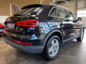 Audi Q3 2.0 TFSI Quattro *1.HAND*NAVI*XENON*ALCANTARA