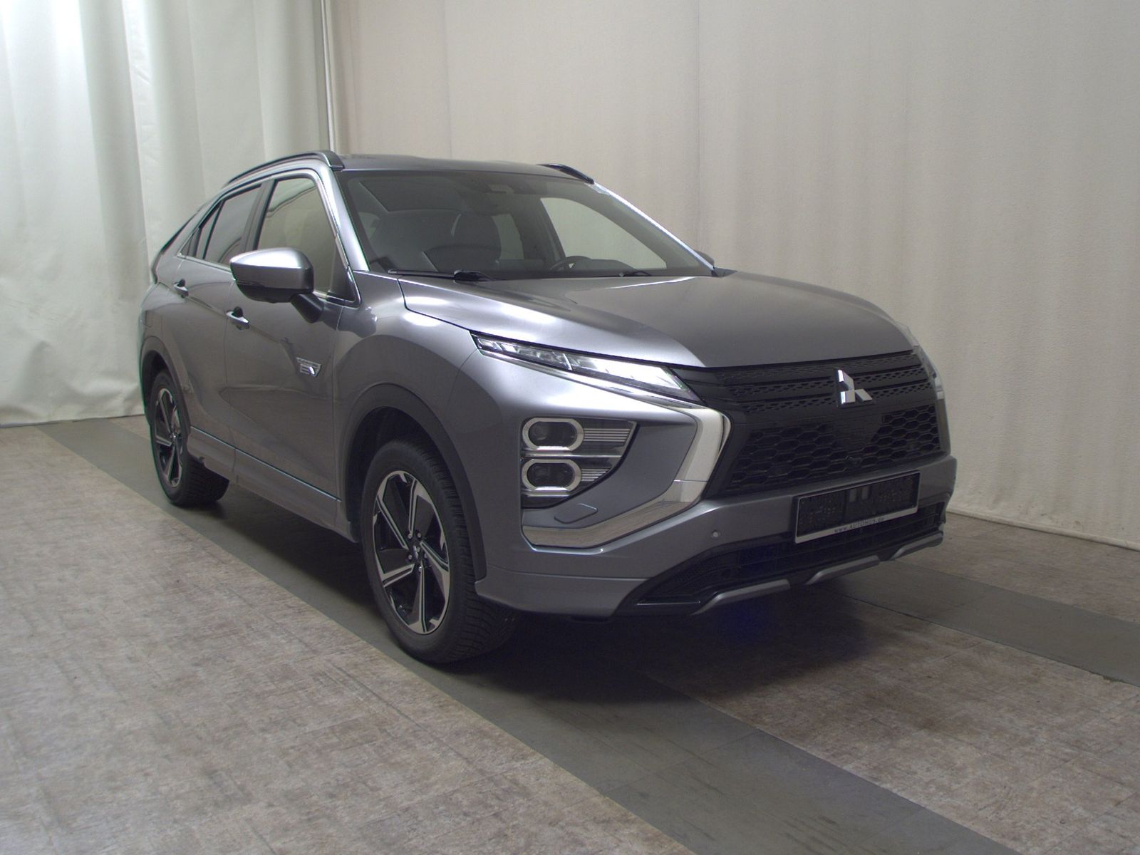 Mitsubishi Eclipse Cross 2.4 MIVEC Navi LED StandHzg 360° imagem 3