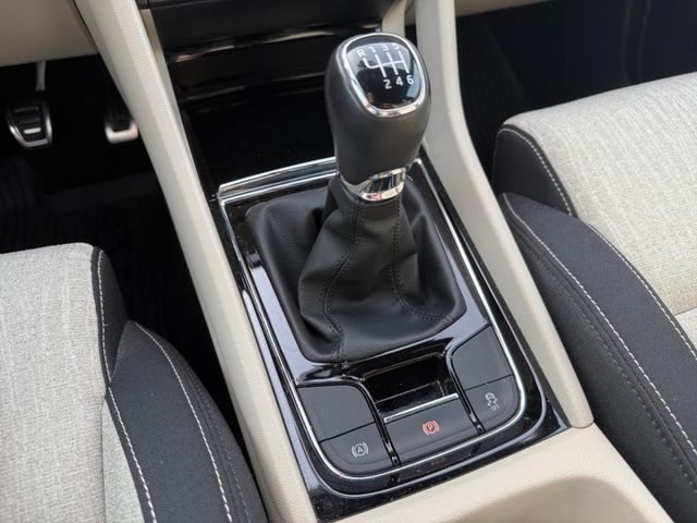 Karoq Style 1.5 TSI AHK Leder El. Heckklappe App
