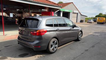 BMW 220 - 4