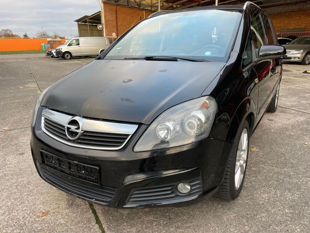 Opel Zafira 1.9 CDTI Cosmo 110kW/Leder/Klimaautomatik