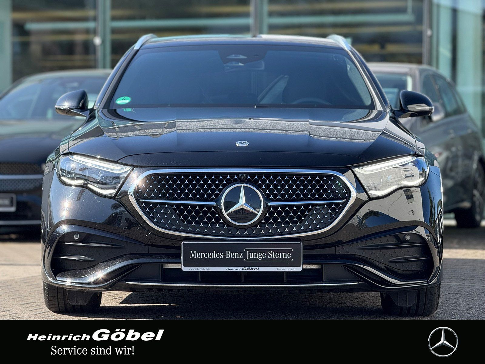 Fahrzeugabbildung Mercedes-Benz E 220 d T AMG*AHK*360°KAM*DIGITAL*MEMORY*TOTWINK