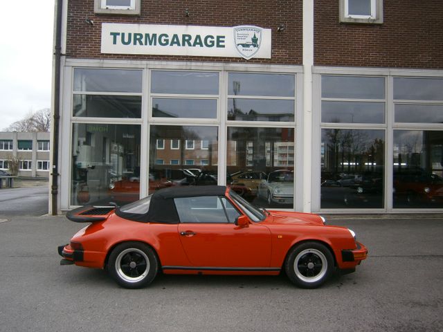 Porsche 911 3.2 Cabriolet