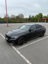 BMW 330e M Sport Automatik M Sport - BMW 330 in Dortmund