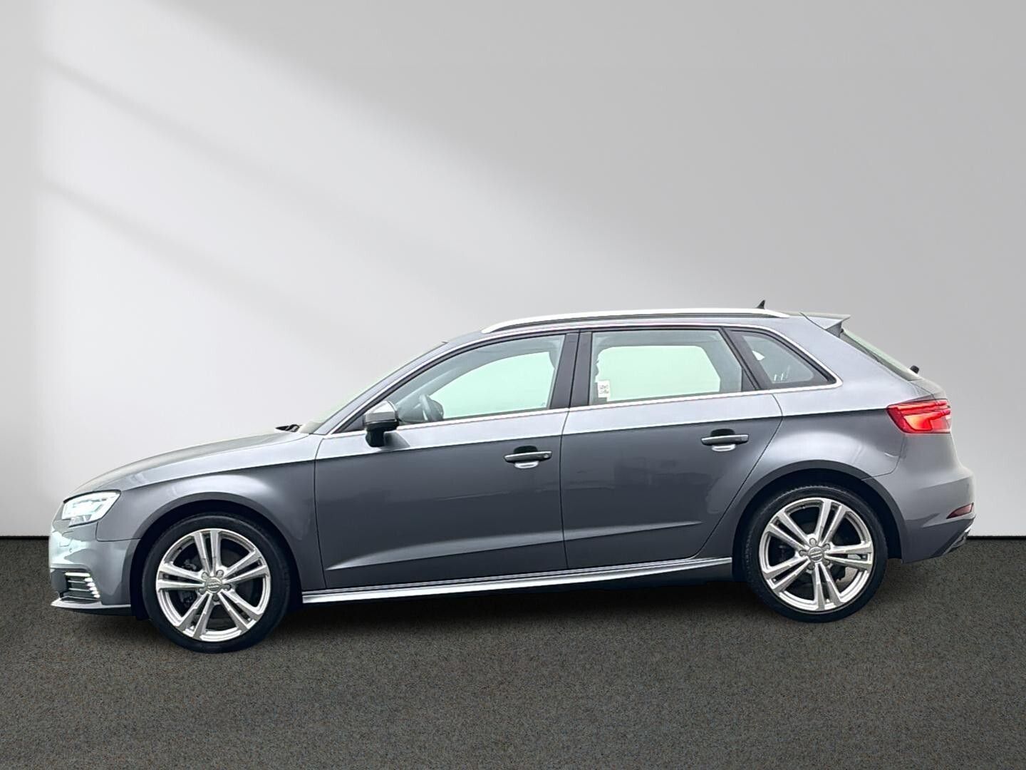 Audi A3 Sportback e-tron Design 40 S-tronic Navi LED imagem 2