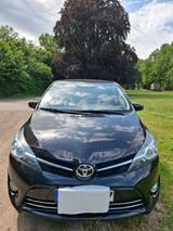 Toyota Verso 1.8l Valvematic Comf.Multidrive S 5-Si... - Toyota Verso von privat