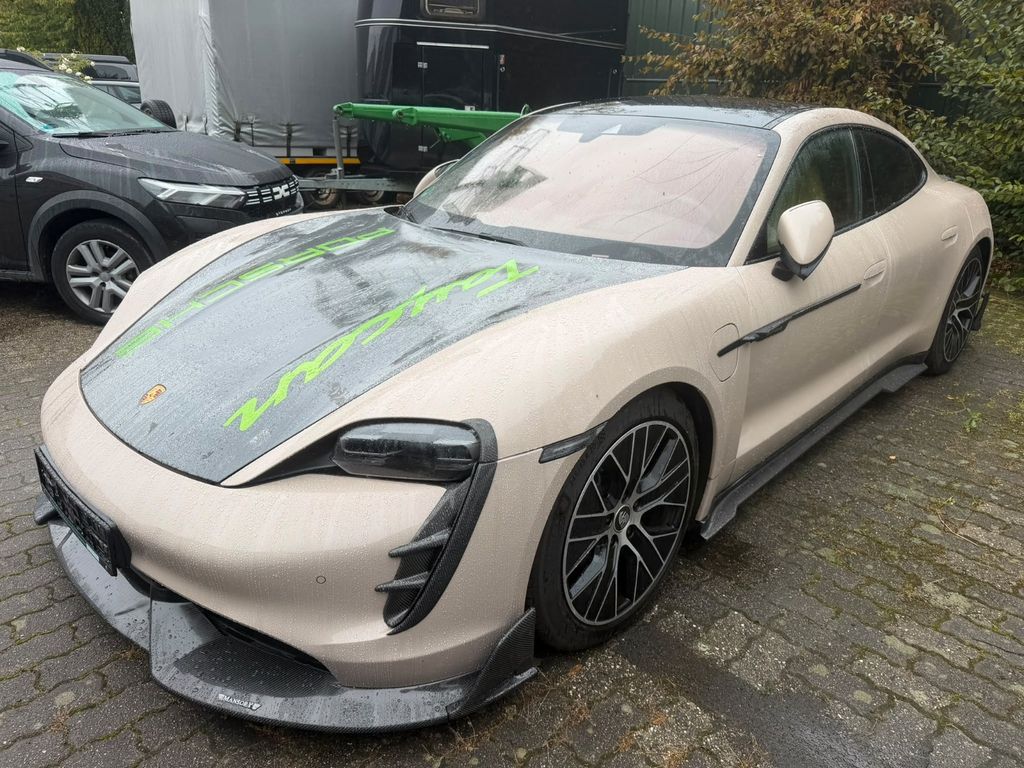 Image of Porsche Taycan
