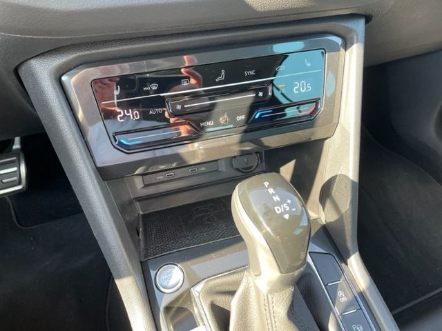 Tiguan 1.5 TSI DSG ACTIVE NAVI IQ-MATRIX Keyless