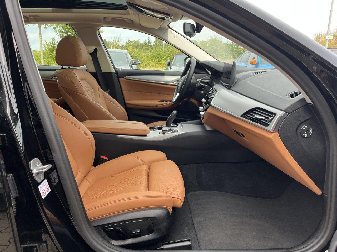 BMW 530e Tour HUD Pano Laser SpoSi RFK HiFi LiveProf