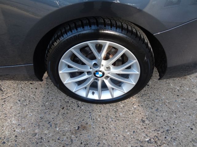 Fahrzeugabbildung BMW 218i Cabrio/Sport-Line/1.Hd/64TKM/SitzH/PDC/