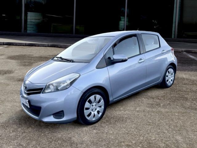 Toyota TOYOTA Yaris 1.0 BENZ 69 CV 5 porte Lounge OK NE