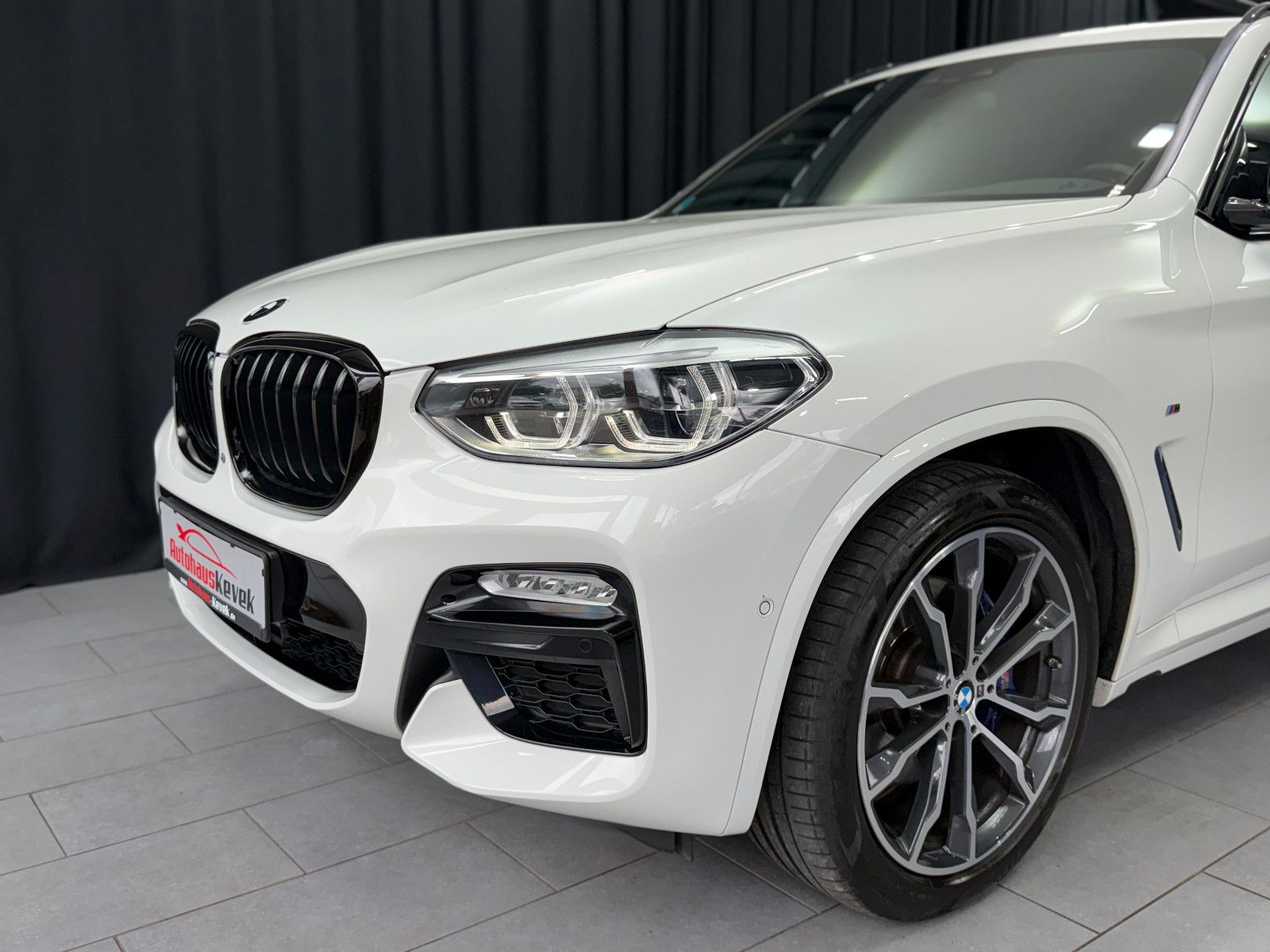 Fahrzeugabbildung BMW X3 M40 i |HuD|360°|LED|SITZBELÜFTUNG