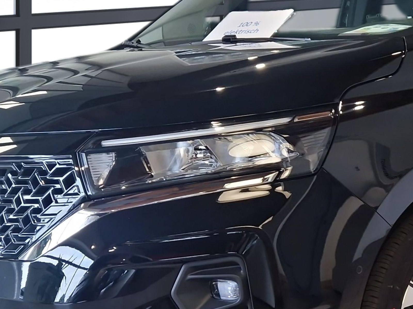 Fahrzeugabbildung Nissan Townstar Kombi L1 EV Tekna 100% Elektrisch *AHK*