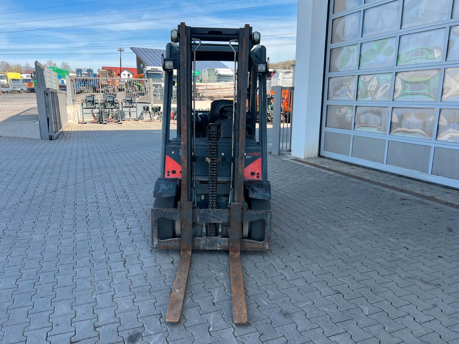 Fahrzeugabbildung Linde H20D-02/600 / 3m / 5.145h / Diesel