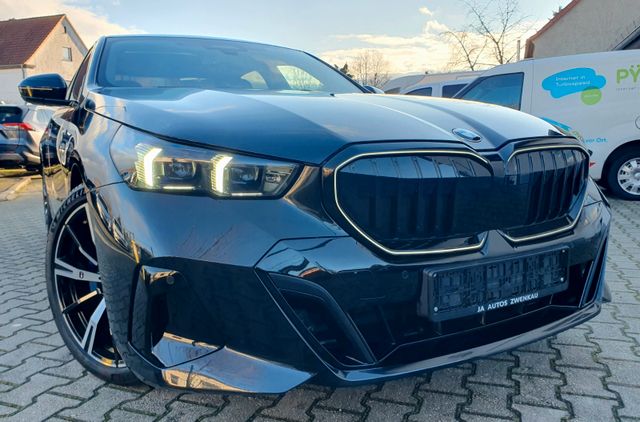 BMW 520 d xDrive M Sport,LED,Navi,Panorama,YouTube!!