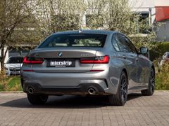 BMW 330 – 6 / 32