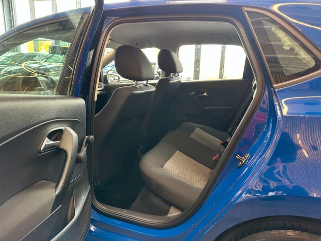 Volkswagen Polo V Trendline *2. Hand*Scheckheft*CD-Player*