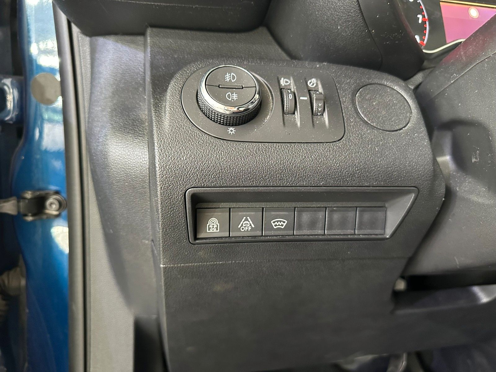 Fahrzeugabbildung Opel Combo Life 1.5D L2H1 NAVI/LED/PDC/DAB+